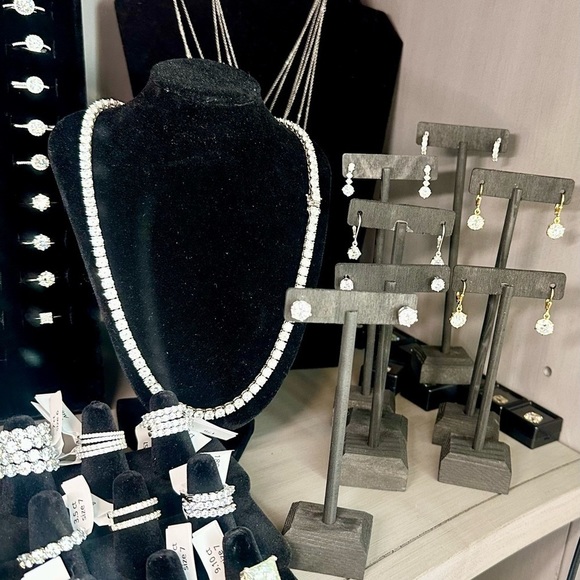 Live Show Moissanite Jewelry Like this Listing to be notified when live August - Picture 4 of 17